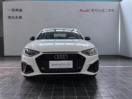 奥迪 2023款奥迪A4L40 TFSI 时尚动感型正前