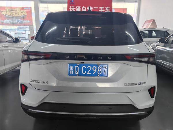 五菱 2022款五菱星辰2.0L DHT电速款正后