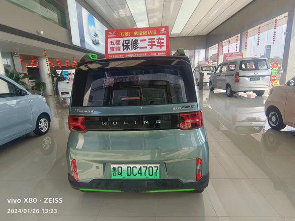 五菱 2022款宏光MINI EVGAMEBOY 玩咖款 200km续航正后